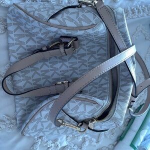 Michael Kors Light Gray Patterned Shoulder Bag